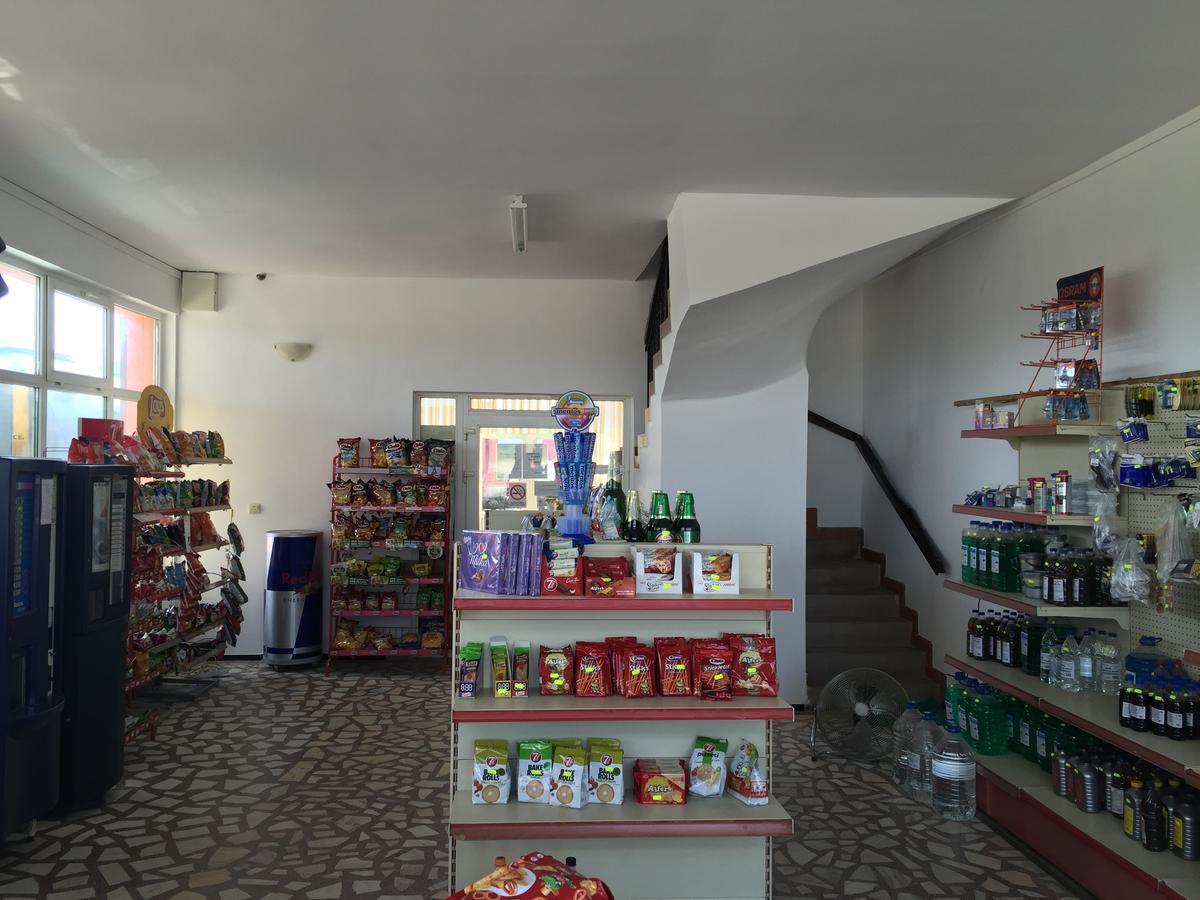 Motel Gela Inoc Екстериор снимка